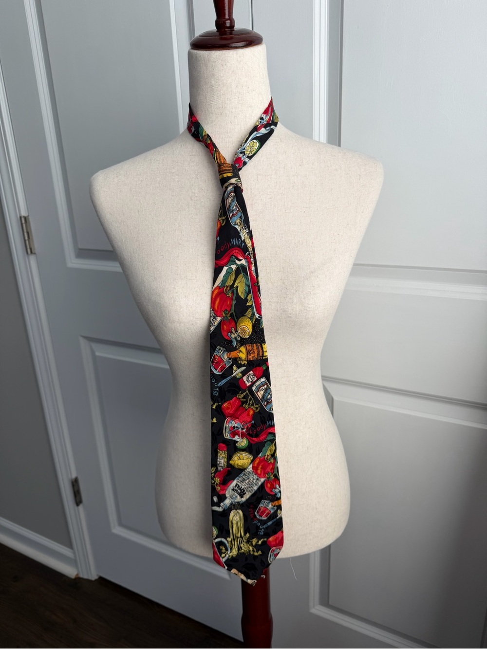 Vintage 90’s Nicole Miller Absolut Bloody Mary Silk Tie